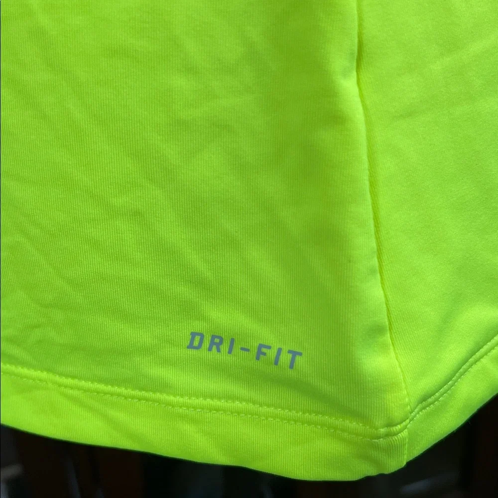 Nike Dry Fit T-Shirt Size XL